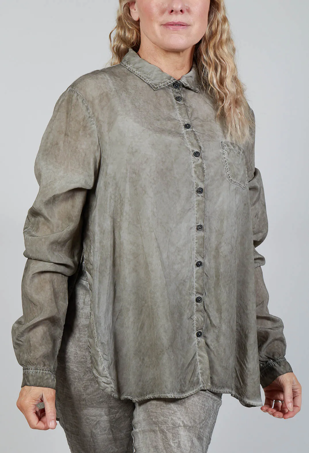 Lightweight Blouse in Hay Cloud